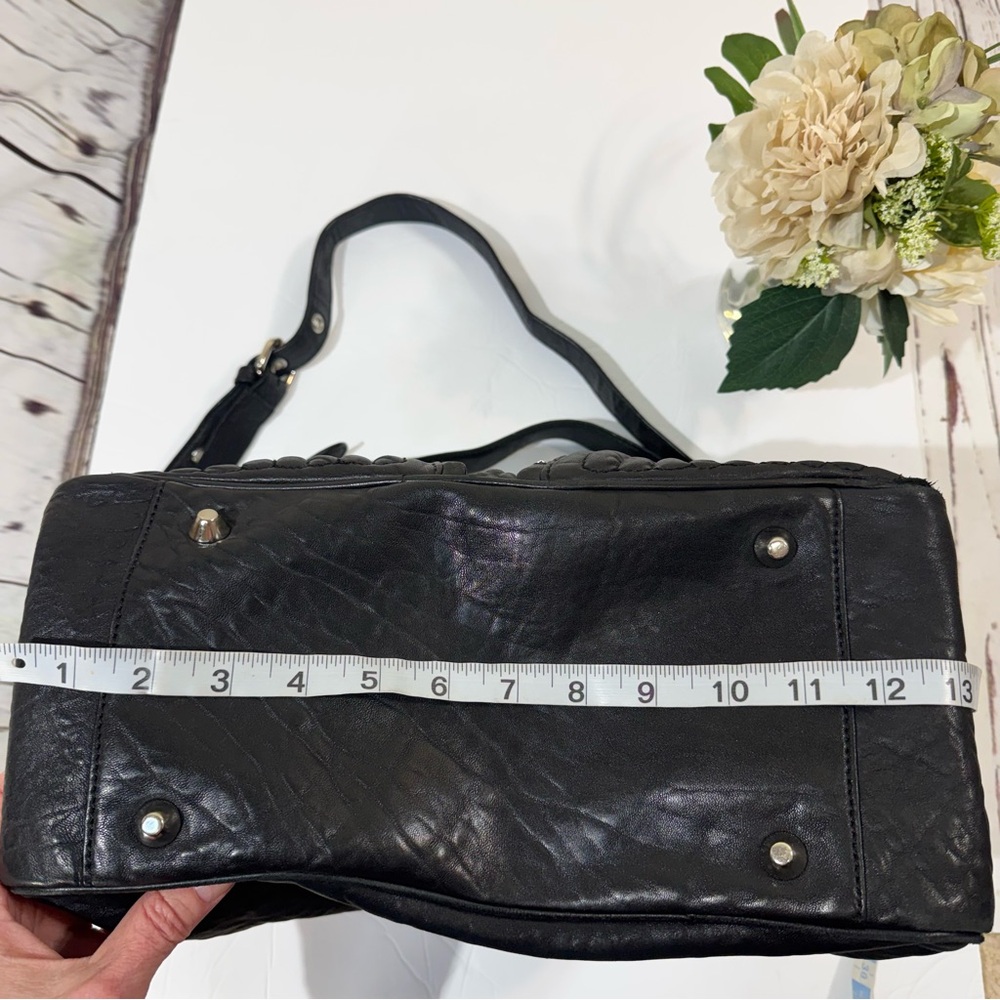 Cynthia Rowley Large Black Leather Slouchy Shoulder Bag with Quilted Zip Detail - Picture 13 of 14